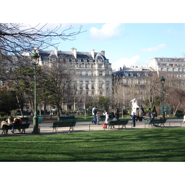 照片 法国(France) 巴黎(Paris) 第八区(8th Arrondissement) 蒙索公园(Monceau Garden) 2006-03 18
