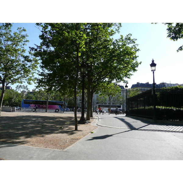 照片 法国(France) 巴黎(Paris) 星形广场和凯旋门(Etoile and Arc de Triomphe) 2007-05 161
