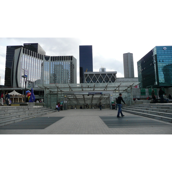 照片 法国(France) 巴黎(Paris) 拉德芳斯(La Defense) 2007-05 3