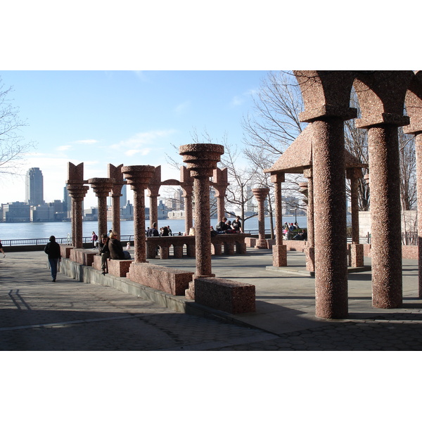 照片 美国(United States) 纽约(New York) 炮台公园(Battery Park) 2006-03 43