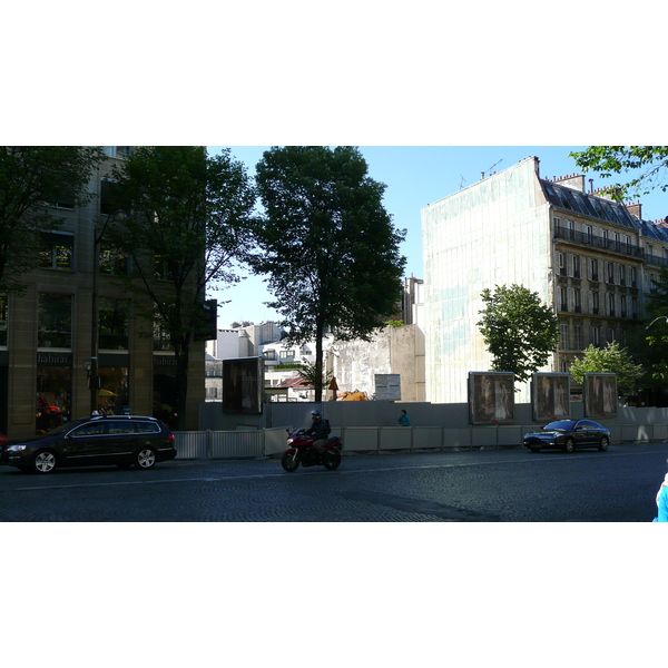 照片 法国(France) 巴黎(Paris) 第十七区(17th Arrondissement) 瓦格拉姆大街(Avenue de Wagram) 2007-05 74