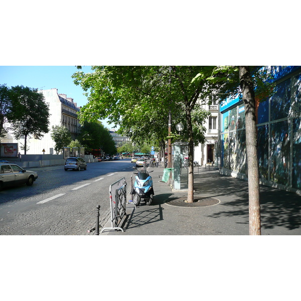 照片 法国(France) 巴黎(Paris) 第十七区(17th Arrondissement) 瓦格拉姆大街(Avenue de Wagram) 2007-05 72