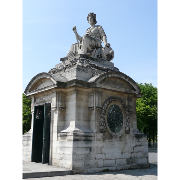 照片 法国(France) 巴黎(Paris) 协和广场(La Concorde) 2007-05 67