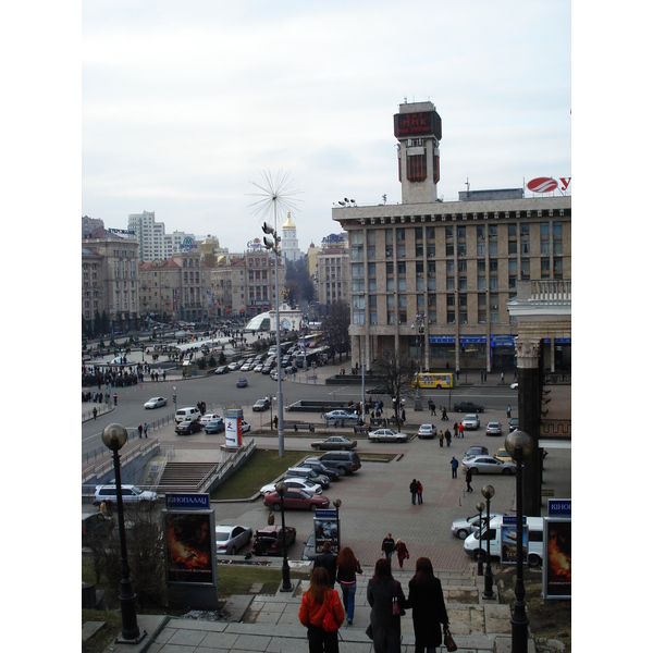 照片 乌克兰(Ukraine) 基辅(Kiev) 赫雷夏蒂克大街(Kreschatyk Street) 2007-03 2