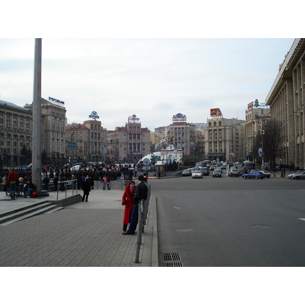 照片 乌克兰(Ukraine) 基辅(Kiev) 赫雷夏蒂克大街(Kreschatyk Street) 2007-03 68