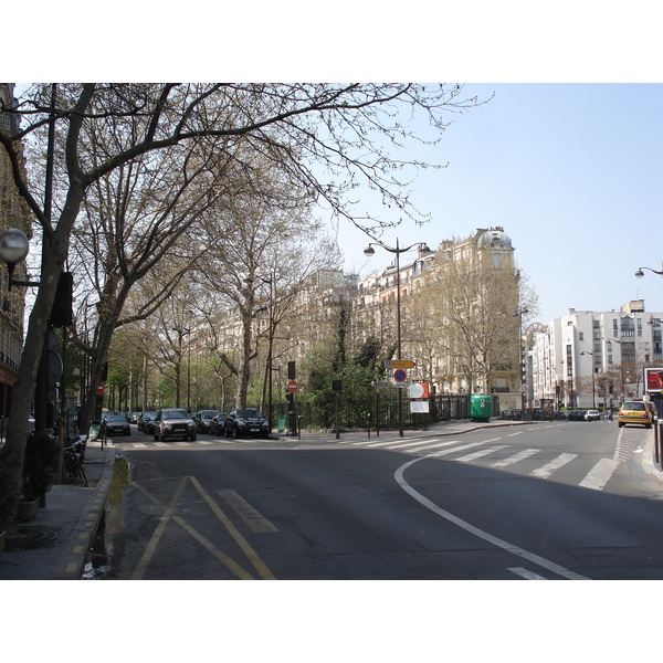 照片 法国(France) 巴黎(Paris) 第十七区(17th Arrondissement) 2006-04 11