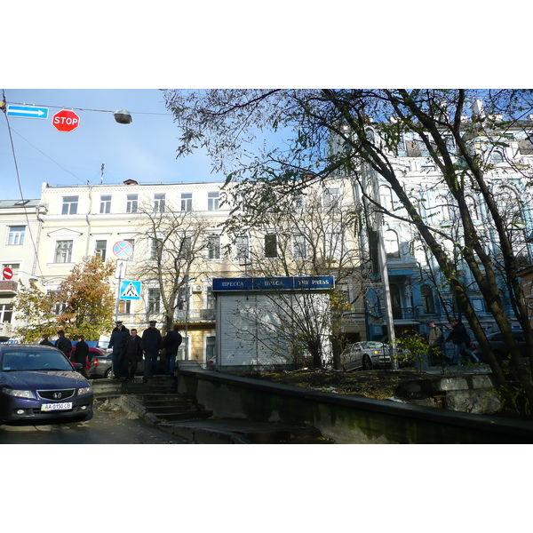 照片 乌克兰(Ukraine) 基辅(Kiev) 库德里亚韦茨(Kudriavets) 2007-11 46