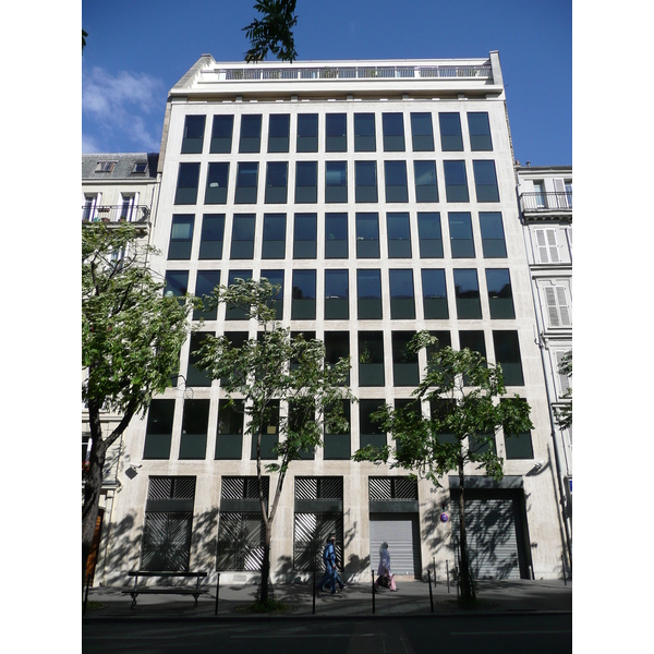 照片 法国(France) 巴黎(Paris) 第十七区(17th Arrondissement) 瓦格拉姆大街(Avenue de Wagram) 2007-05 33