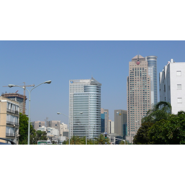 照片 以色列(Israel) 特拉维夫(Tel Aviv) 亚博廷斯基街(Jabotinsky Street) 2007-06 23