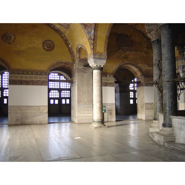 照片 土耳其(Turkey) 伊斯坦布尔(Istanbul) 圣索菲亚大教堂(Ayasofya) 2004-12 35