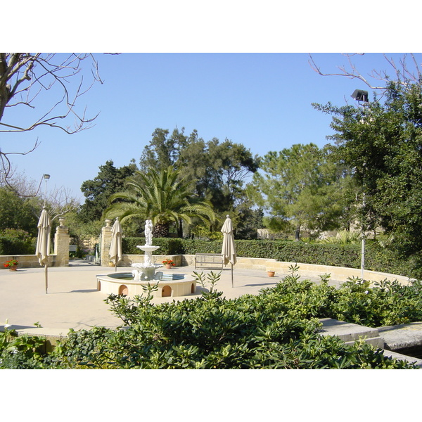 照片 马耳他(Malta) 腓尼基艾美酒店(Le Meridien Phoenicia Hotel) 2003-03 0