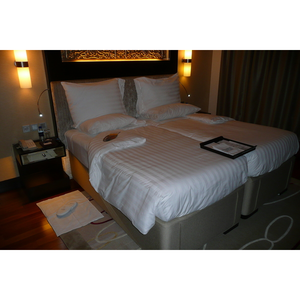 照片 阿联酋(United Arab Emirates) 迪拜(Dubai) 阿联酋购物中心凯宾斯基酒店(Kempinski Hotel Mall of the Emirates) 2009-01 71