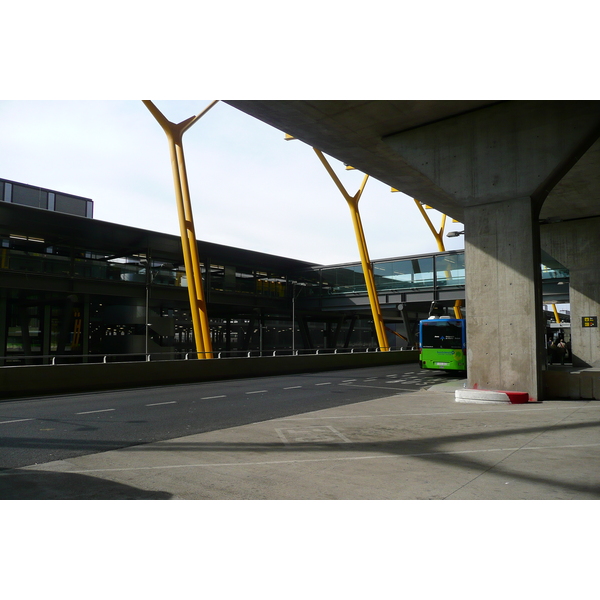 照片 西班牙(Spain) 马德里(Madrid) 巴拉哈斯机场(Barajas Airport) 2007-09 27