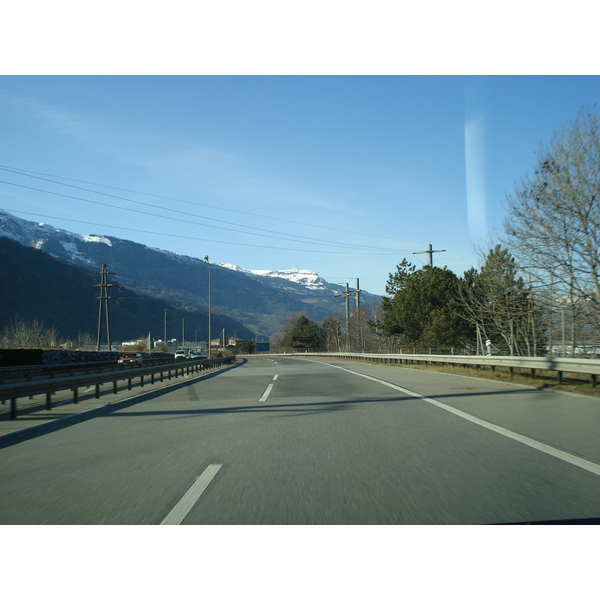 照片 瑞士(Switzerland) 库尔至瓦杜兹公路(Chur to Vaduz Road) 2007-01 4