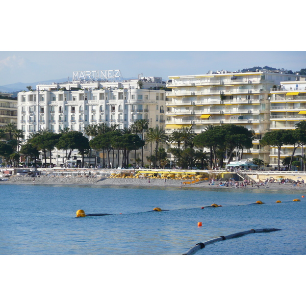 照片 法国(France) 戛纳(Cannes) 皮埃尔·康托港(Port Pierre Canto) 2008-05 69