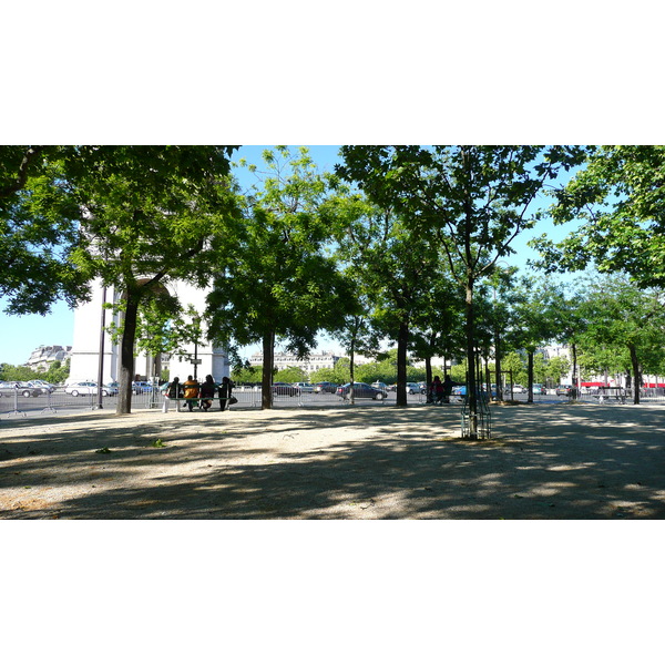 照片 法国(France) 巴黎(Paris) 星形广场和凯旋门(Etoile and Arc de Triomphe) 2007-05 43