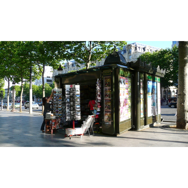 照片 法国(France) 巴黎(Paris) 香榭丽舍大街(Champs Elysees) 2007-04 131