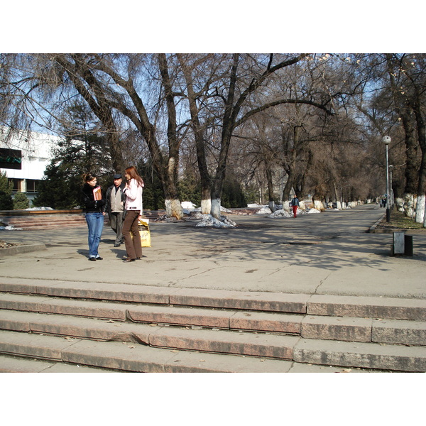 照片 哈萨克斯坦(Kazakhstan) 阿拉木图(Almaty) 2007-03 12