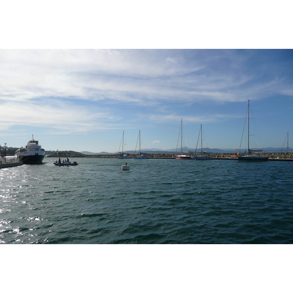 照片 法国(France) 波克罗勒岛(Porquerolles Island) 波克罗勒港(Porquerolles harbour) 2008-05 10
