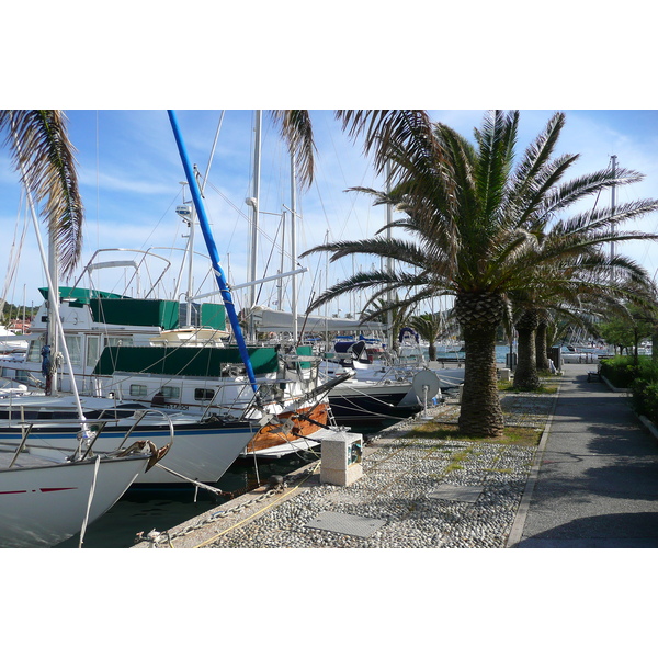 照片 法国(France) 波克罗勒岛(Porquerolles Island) 波克罗勒港(Porquerolles harbour) 2008-05 37