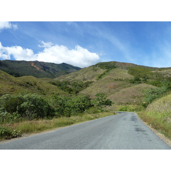 照片 新喀里多尼亚(New Caledonia) 通图塔至蒂奥公路(Tontouta to Thio road) 2010-05 120