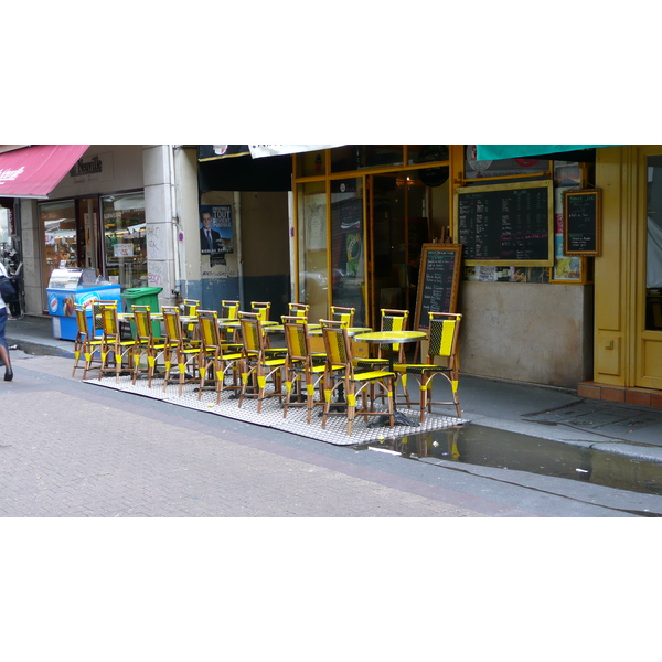 照片 法国(France) 巴黎(Paris) 第十七区(17th Arrondissement) 莱维街(Rue Levis) 2007-05 11