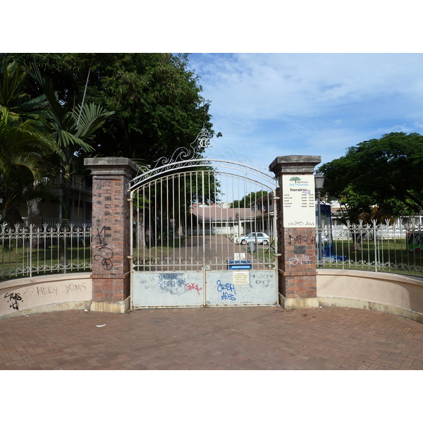 照片 新喀里多尼亚(New Caledonia) 努美阿(Noumea) 2010-05 49