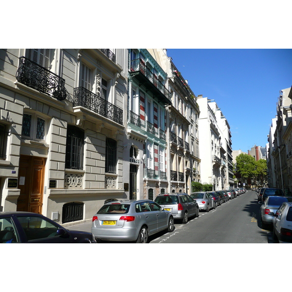照片 法国(France) 巴黎(Paris) 第十七区(17th Arrondissement) 福尔图尼街(Rue Fortuny) 2007-09 9