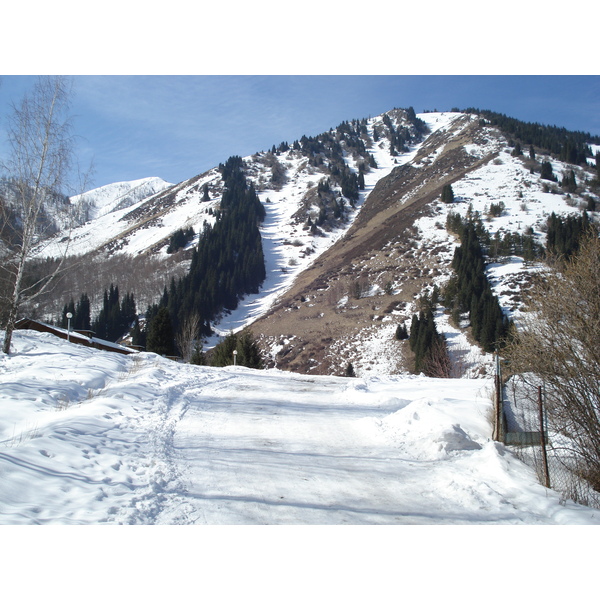 照片 哈萨克斯坦(Kazakhstan) 伊犁阿拉套国家公园(Ile Alatau National Park) 2007-03 68
