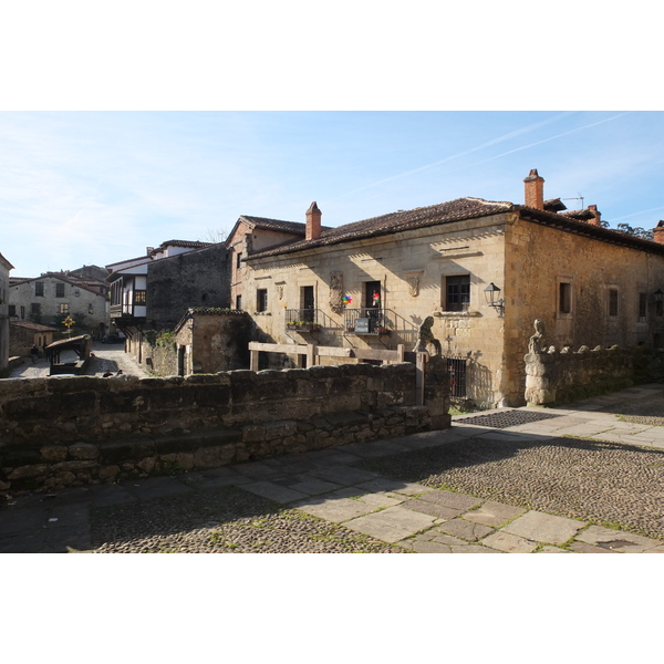照片 西班牙(Spain) 桑蒂利亚纳德尔马尔(Santillana del Mar) 2013-01 94