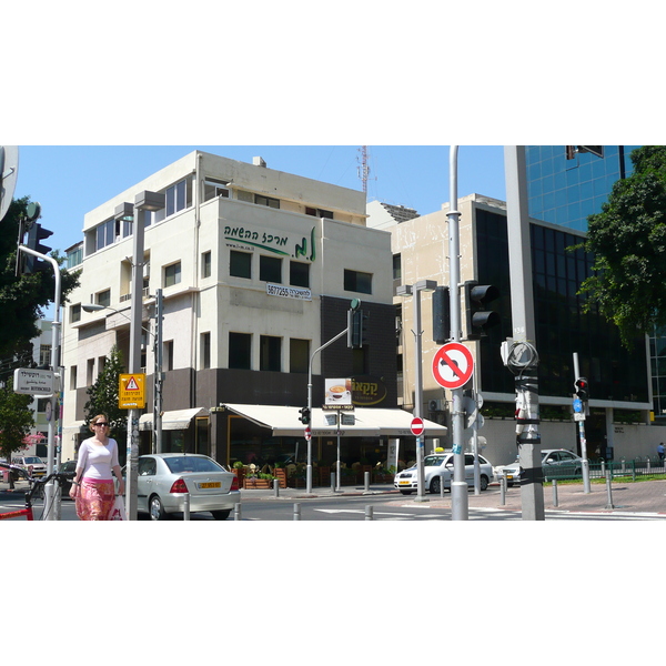 照片 以色列(Israel) 特拉维夫(Tel Aviv) 罗斯柴尔德大道(Rothschild Street) 2007-06 1