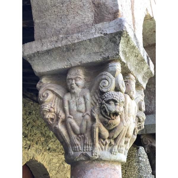 照片 法国(France) 屈克萨圣米歇尔修道院(Abbaye Saint-Michel de Cuxa) 2018-04 10