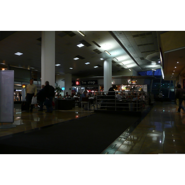 照片 南非(South Africa) 约翰内斯堡(Johannesburg) 坦博机场(Tambo Airport) 2008-09 1