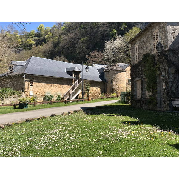 照片 法国(France) 萨勒拉苏尔斯(Salles la Source) 2018-04 39