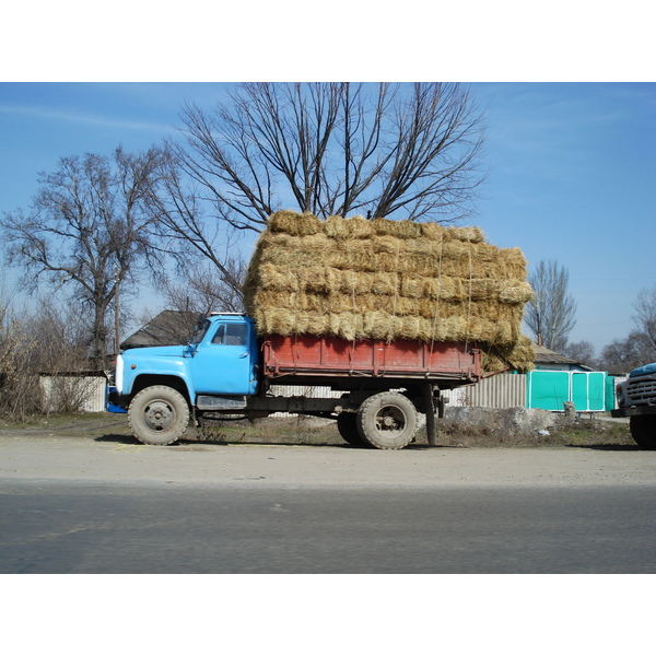 照片 哈萨克斯坦(Kazakhstan) 阿拉木图至恰伦峡谷公路(Almaty to Charyn Canyon road) 2007-03 8