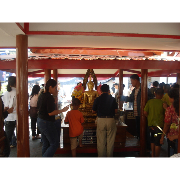 照片 泰国(Thailand) 彭世洛(Phitsanulok) 玛哈泰寺（大舍利寺）(Wat Pra Sri Rattana Mahathat Vora Maha Vihar) 2008-01 45
