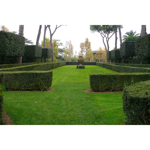 照片 意大利(Italy) 罗马(Rome) 贾科莫·梅迪奇街(Via Giacomo Medici) 2007-11 2