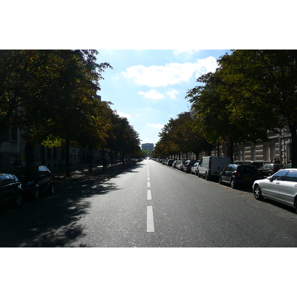 照片 法国(France) 巴黎(Paris) 奥什大街(Avenue Hoche) 2007-09 25