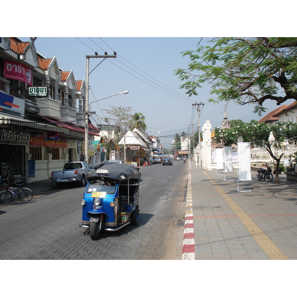 照片 泰国(Thailand) 清迈(Chiang Mai) 护城河内(Inside Canal) 2006-04 4