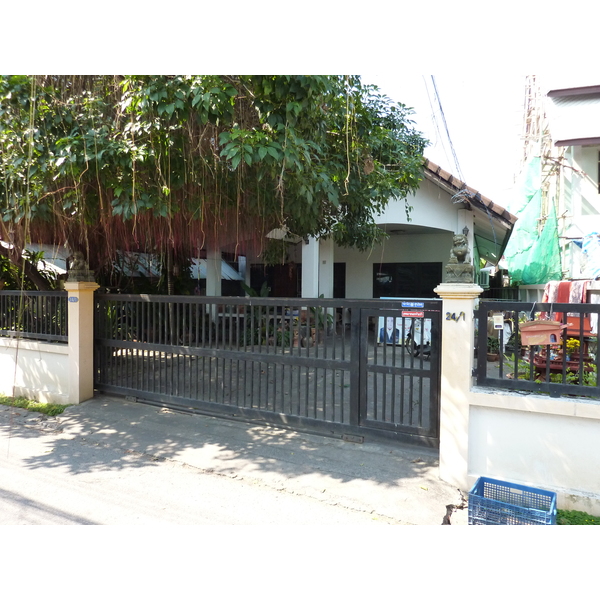 照片 泰国(Thailand) 清迈(Chiang Mai) 三兰路(Sam Lan Road) 2009-12 8