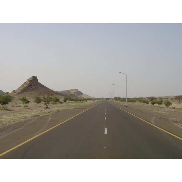 照片 阿曼(Oman) 布赖米至马哈达公路(Buraimi to Mahada road) 2005-03 14