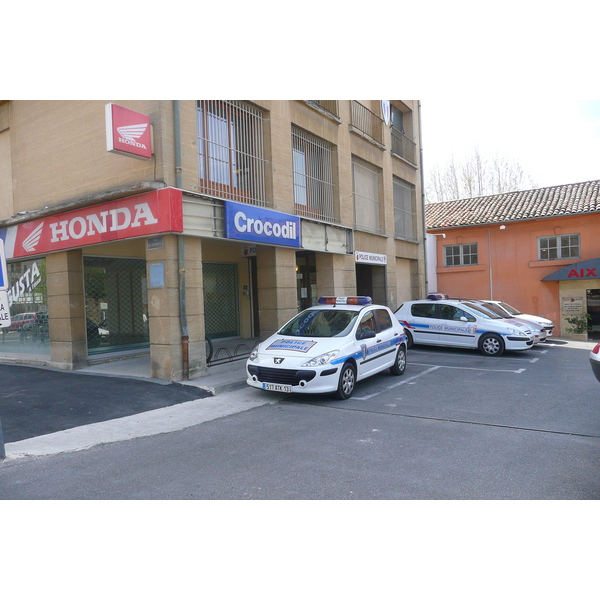 照片 法国(France) 普罗旺斯地区艾克斯(Aix en Provence) 艾克斯西区(Aix West) 2008-04 3