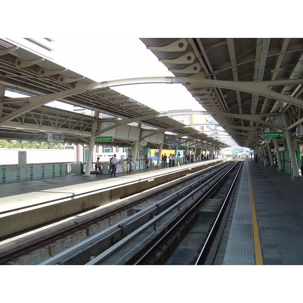 照片 泰国(Thailand) 曼谷(Bangkok) 轻轨(Sky Train) 2004-12 36