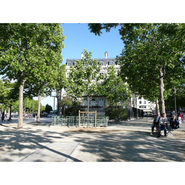 照片 法国(France) 巴黎(Paris) 星形广场和凯旋门(Etoile and Arc de Triomphe) 2007-05 117