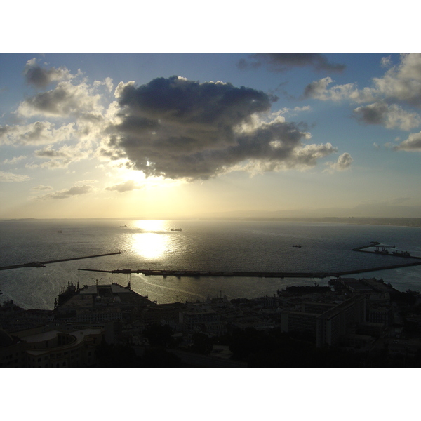照片 阿尔及利亚(Algeria) 阿尔及尔(Algiers) 2004-09 25