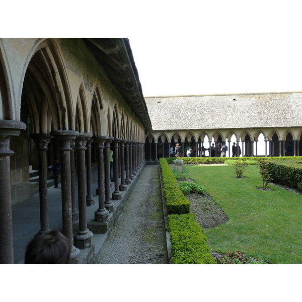 照片 法国(France) 圣米歇尔山(Mont St Michel) 圣米歇尔山修道院回廊(Mont St Michel Abbey Cloister) 2010-04 71