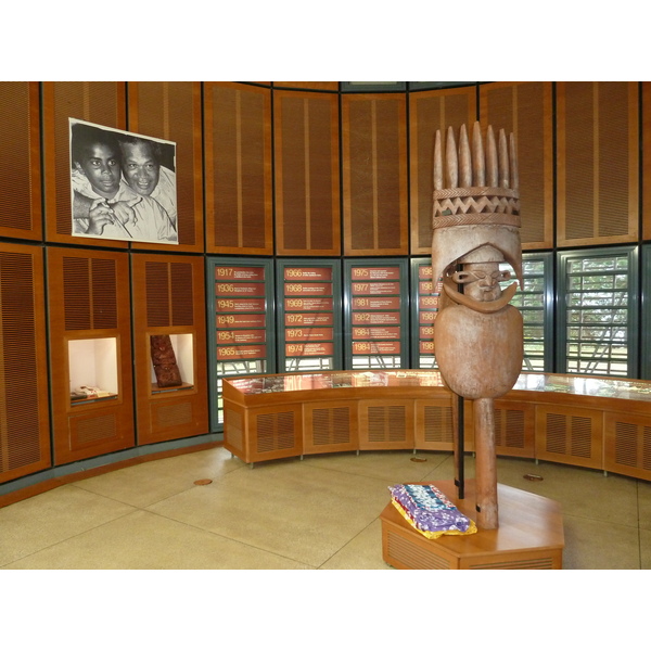 照片 新喀里多尼亚(New Caledonia) 吉巴欧文化中心(Tjibaou Cultural Centre) 2010-05 11