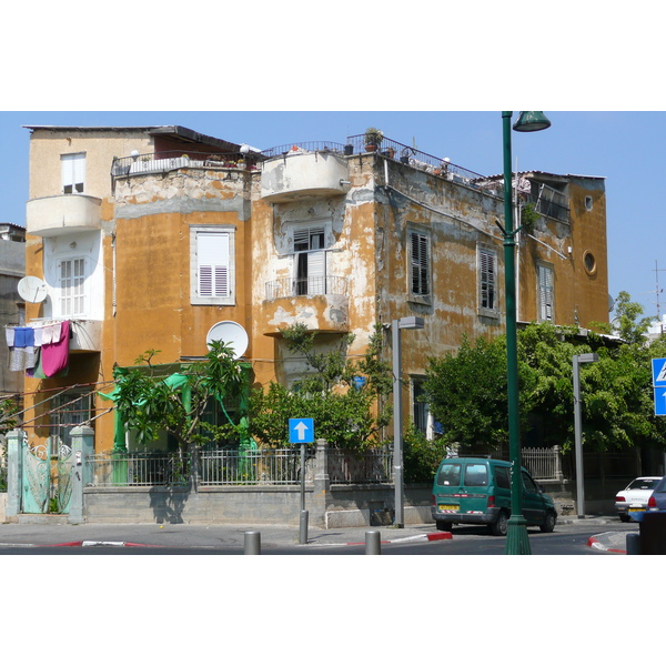 照片 以色列(Israel) 特拉维夫(Tel Aviv) 耶路撒冷街(Yerushalyim Street) 2007-06 27