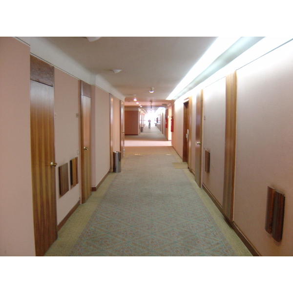 照片 阿尔及利亚(Algeria) 阿尔及尔(Algiers) 奥拉西酒店(El Aurassi Hotel) 2004-09 33