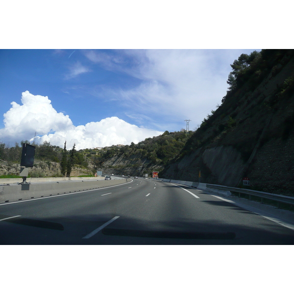 照片 法国(France) 蔚蓝海岸(French Riviera) 尼斯至芒通公路(Nice to Menton road) 2008-03 72